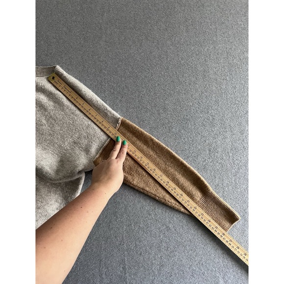 Vince Camuto Colorblock Raglan Sleeve Sweater Size M Cream With Brown Sleeves - Picture 10 of 11